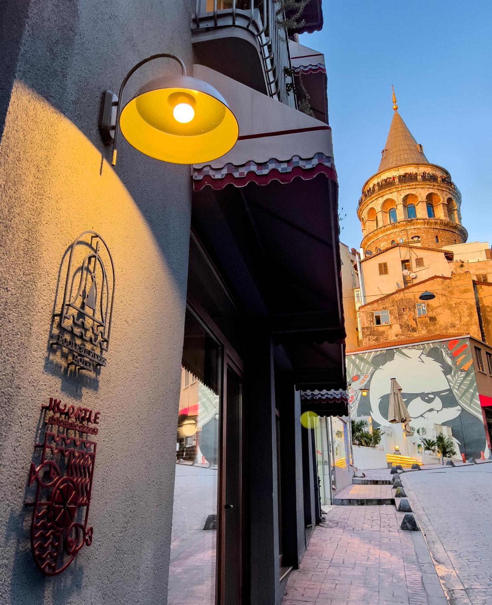 Ecole St. Pierre Hotel Стамбул Экстерьер фото