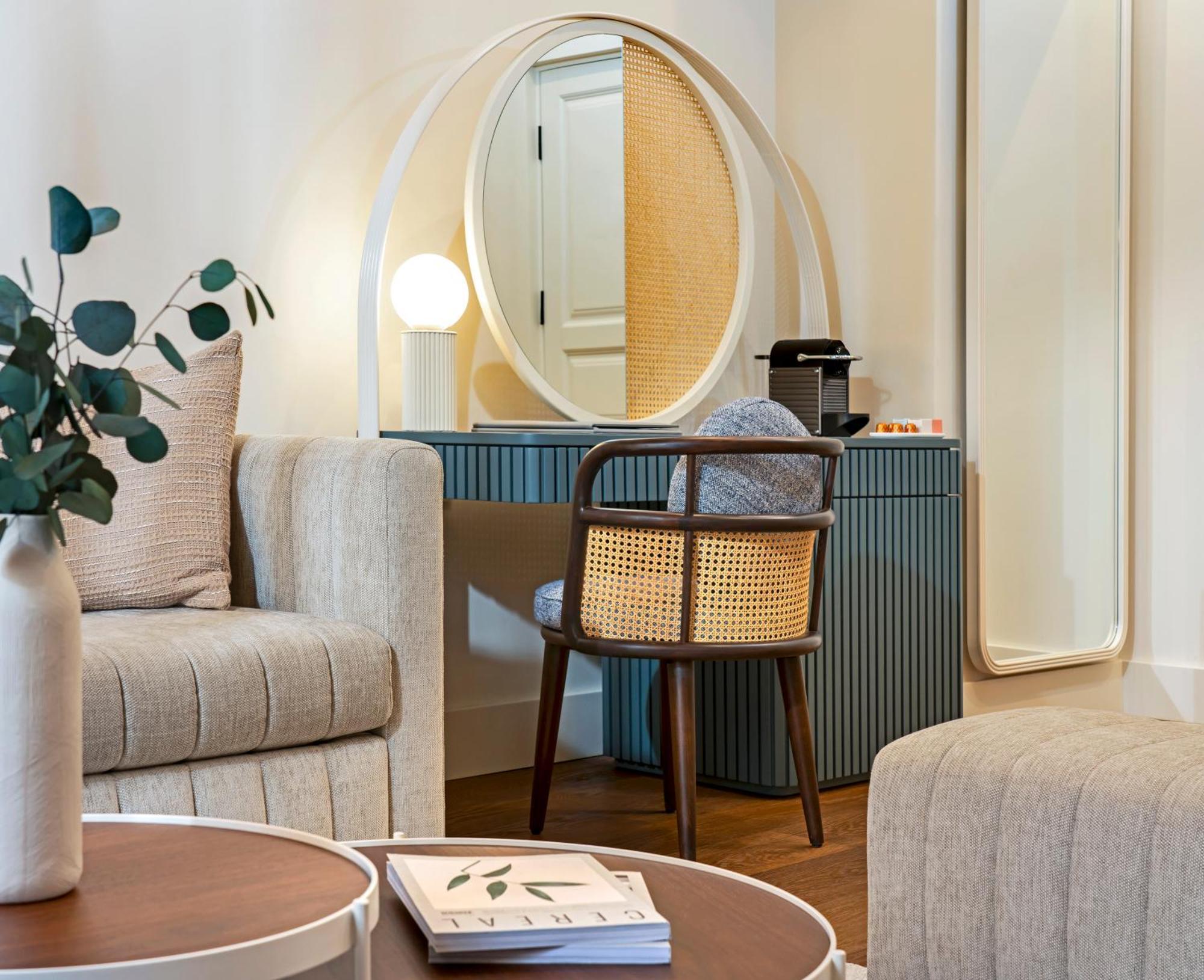 Ecole St. Pierre Hotel Стамбул Экстерьер фото