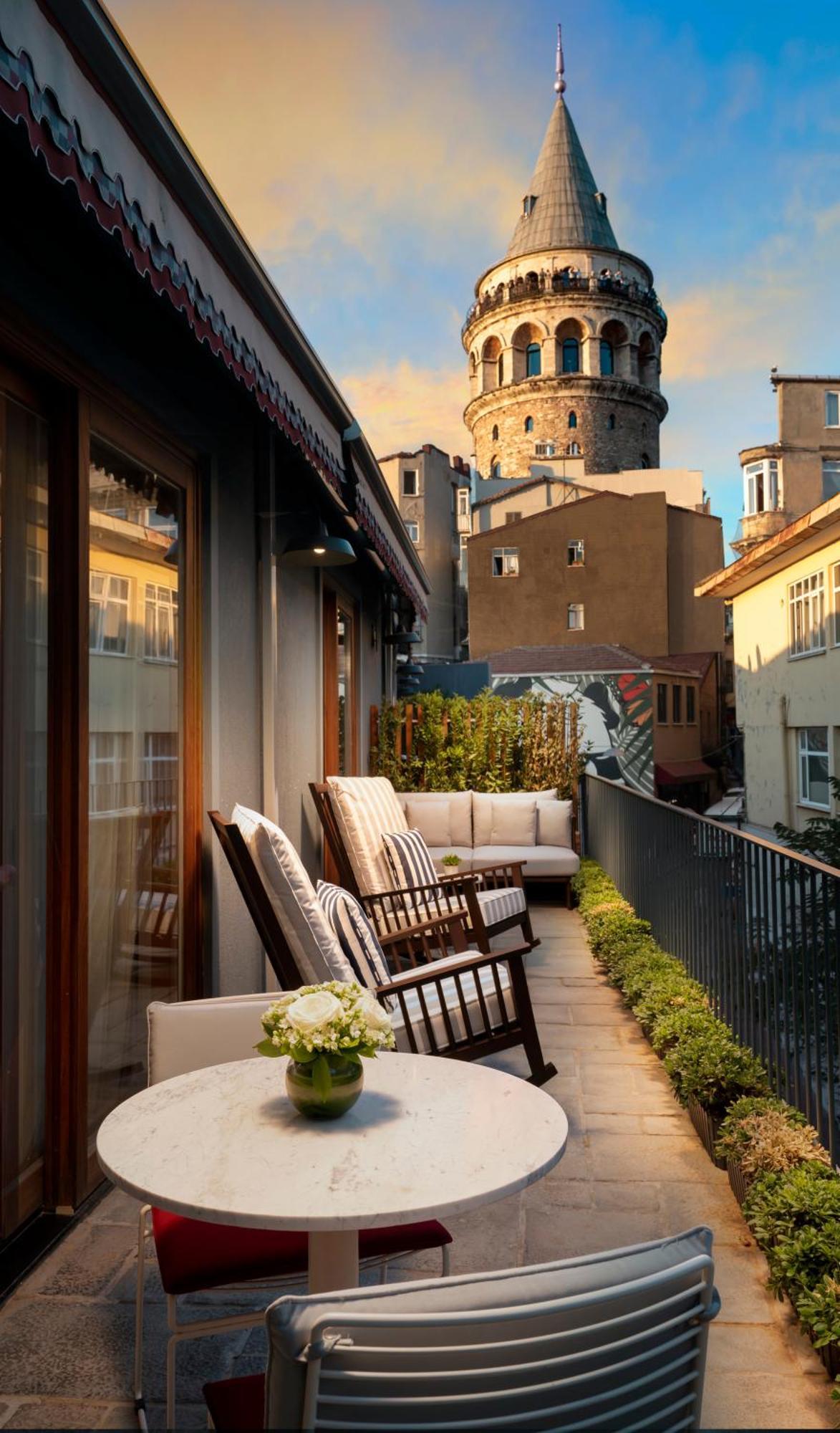 Ecole St. Pierre Hotel Стамбул Экстерьер фото