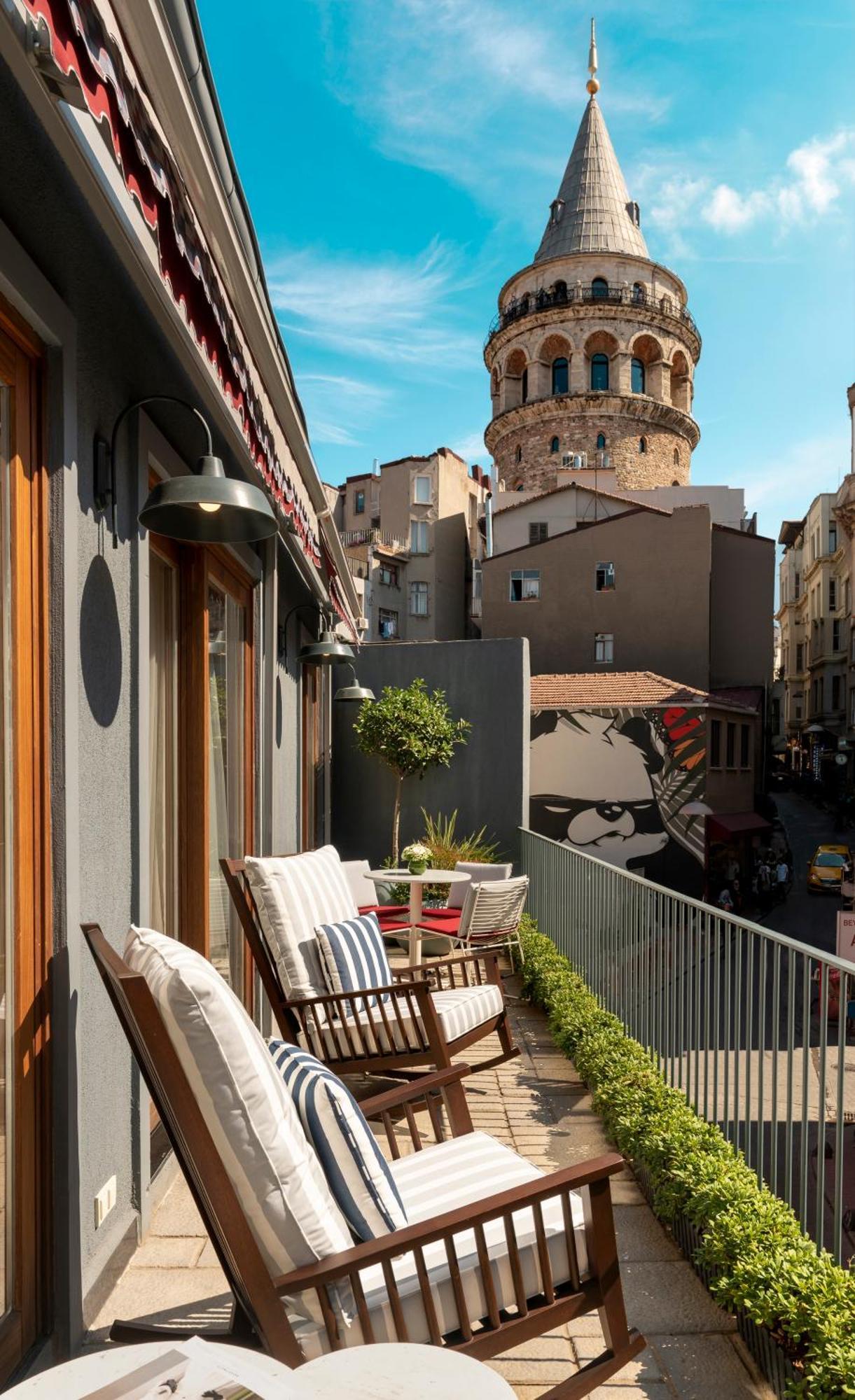 Ecole St. Pierre Hotel Стамбул Экстерьер фото